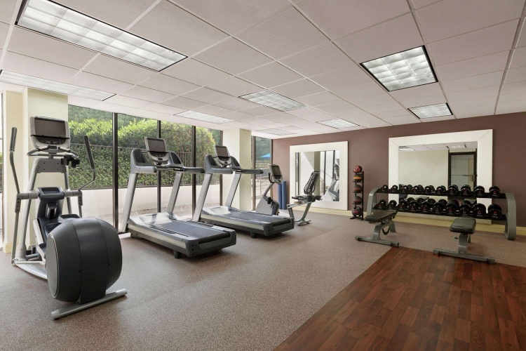 DoubleTree by Hilton South Charlotte Tyvola photo 28