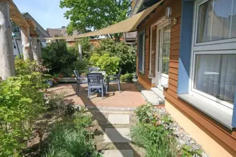 Ferienhaus In Suhemi mit Terrasse