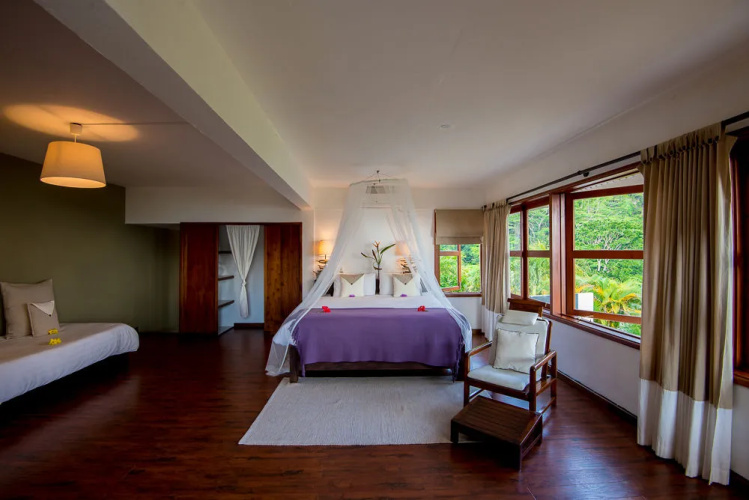 Copolia Lodge
