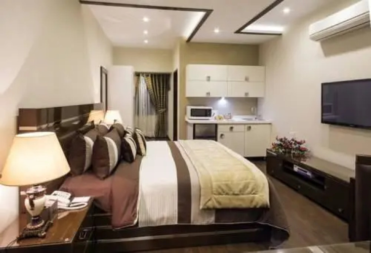 Royaute Luxury