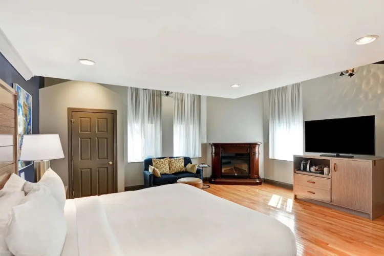 1 Bedroom Presidential Double Suite