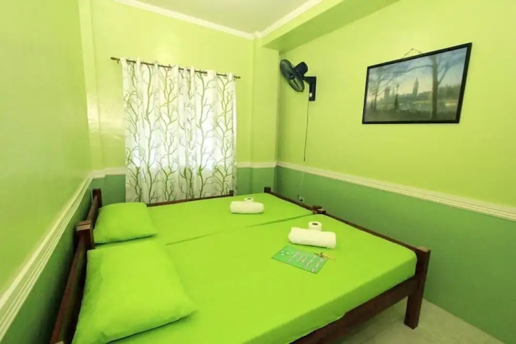 Maritonies Place