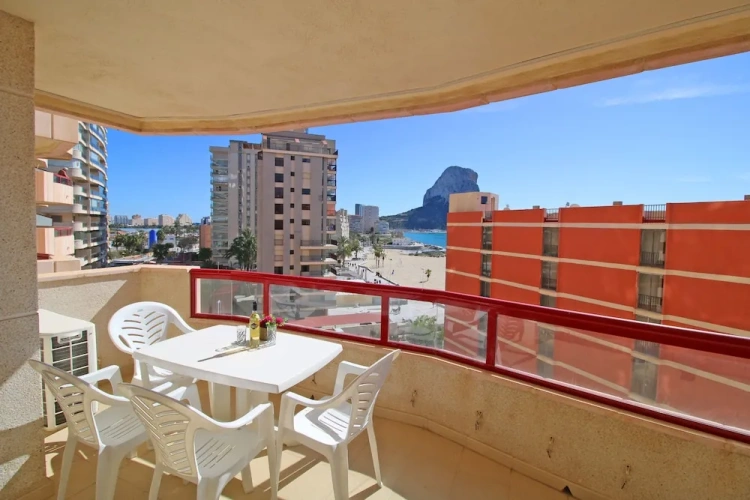 1 Bedroom Apartment with balcony and with sea view