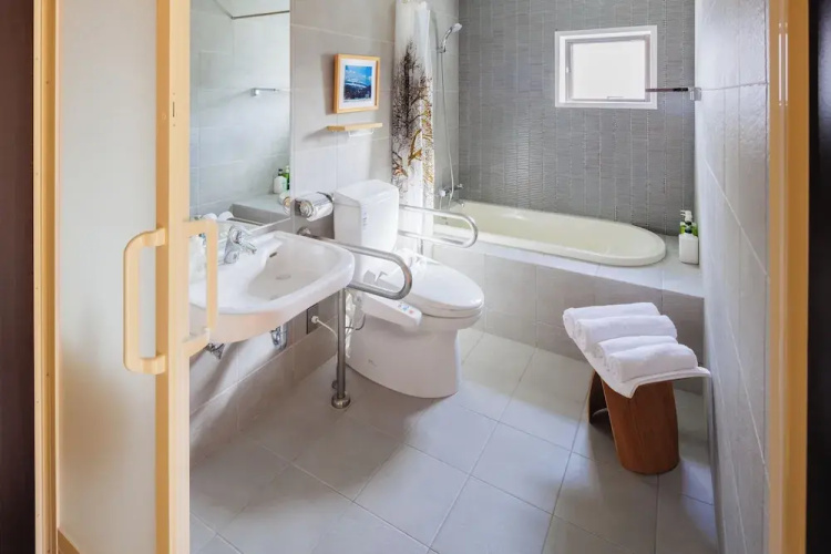 Koharu Resort Hotel & Suites