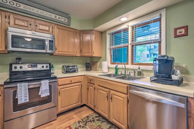 2 Bedrooms Apartment