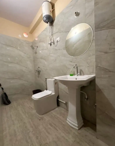 Standard Twin room with city view