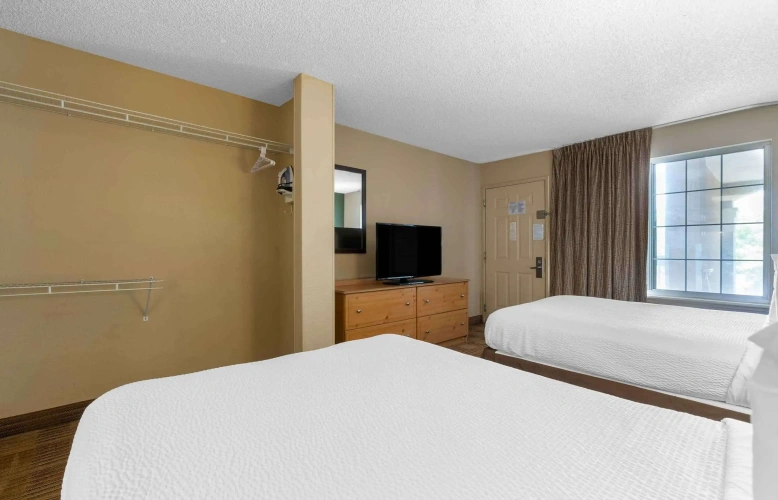 Quadruple Suite