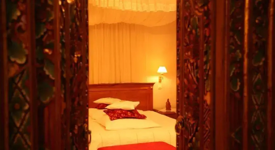 Adriano Spa