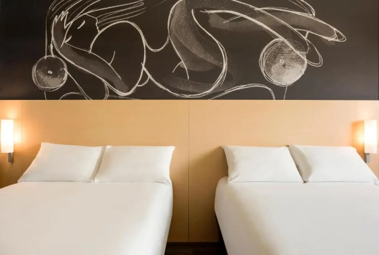 Standard Twin room