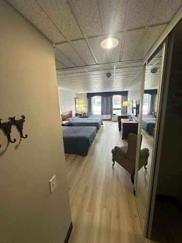 Superior Quadruple room