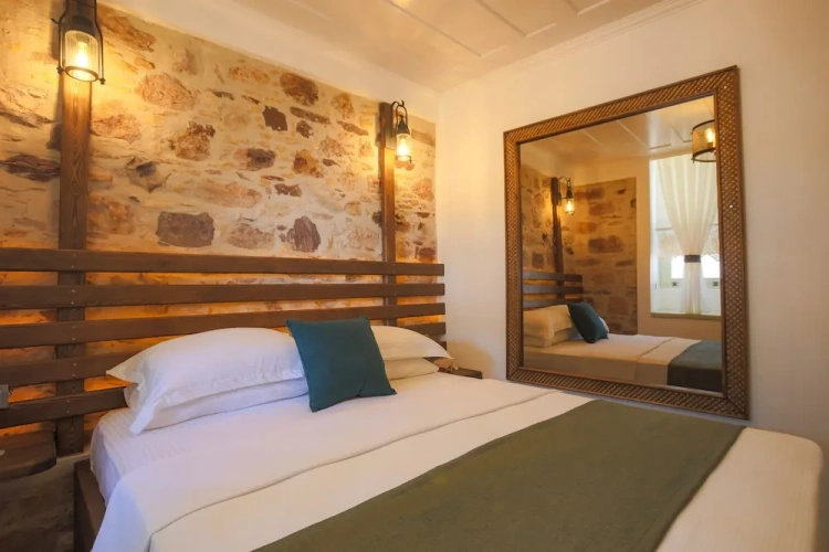 Standard Double room with courtyard view