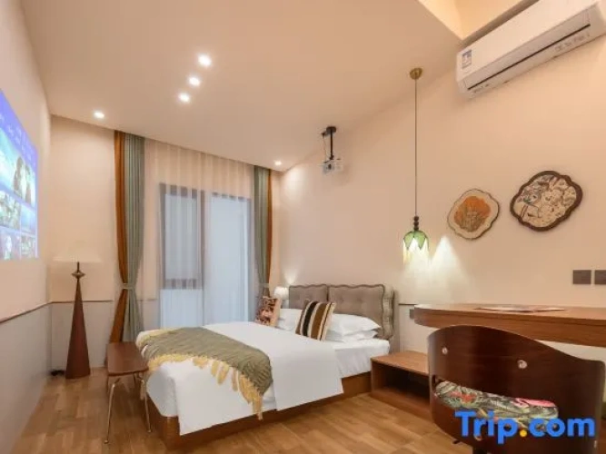 2 Bedrooms Suite