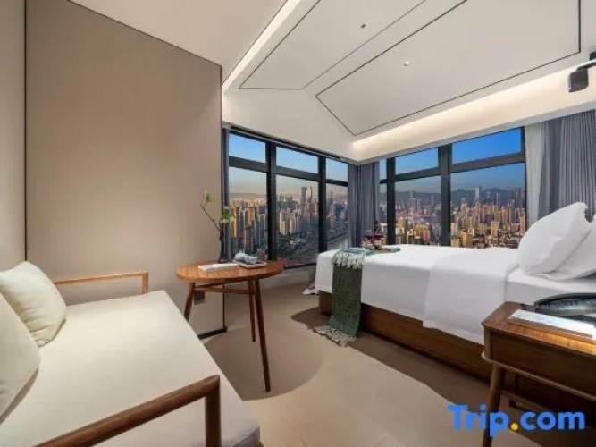 2 Bedrooms Family Suite with river view