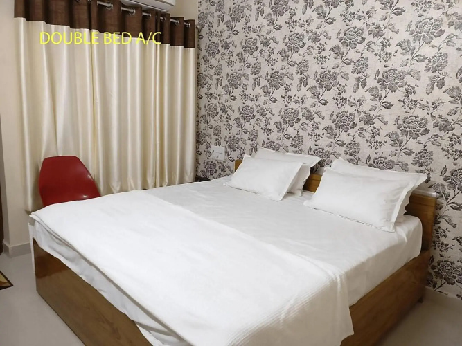Hotel Girnar