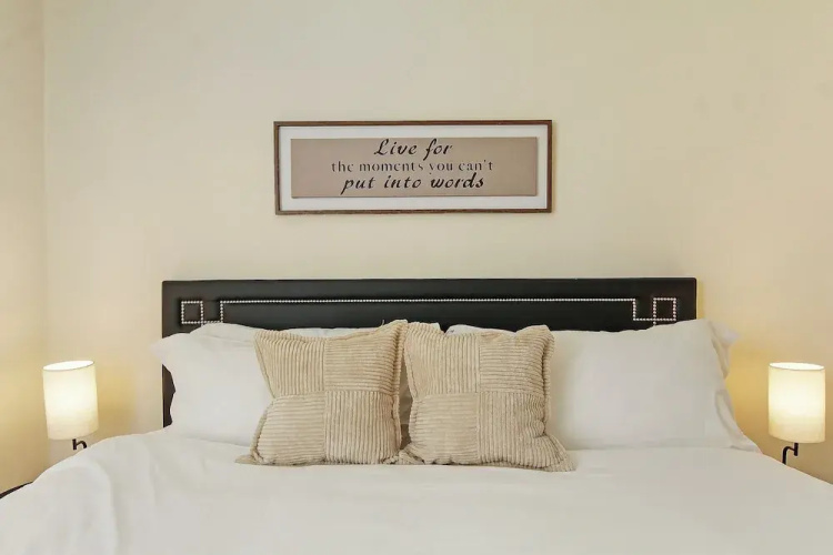 Cozy & Inviting 2BR - Sunnyside 3F
