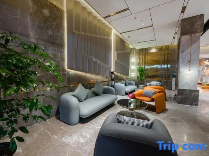 Zhihua Hotel