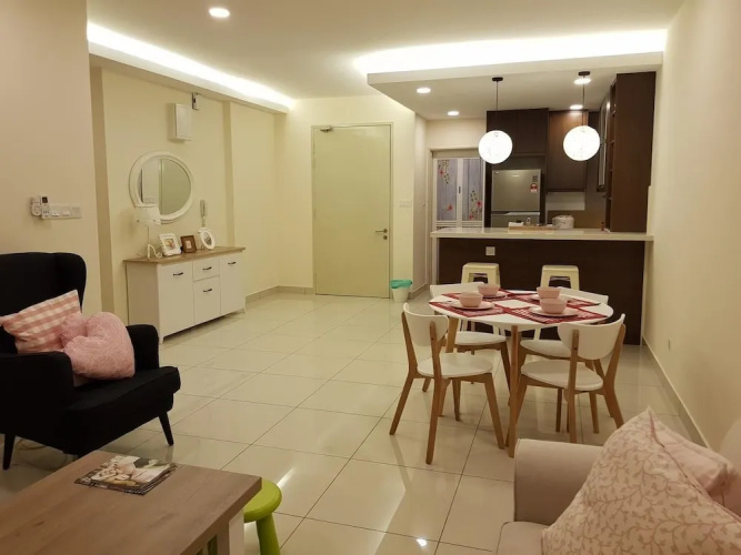 White Tulip eHome