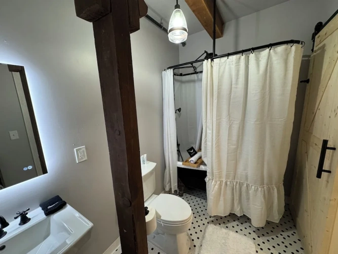 Comfort room