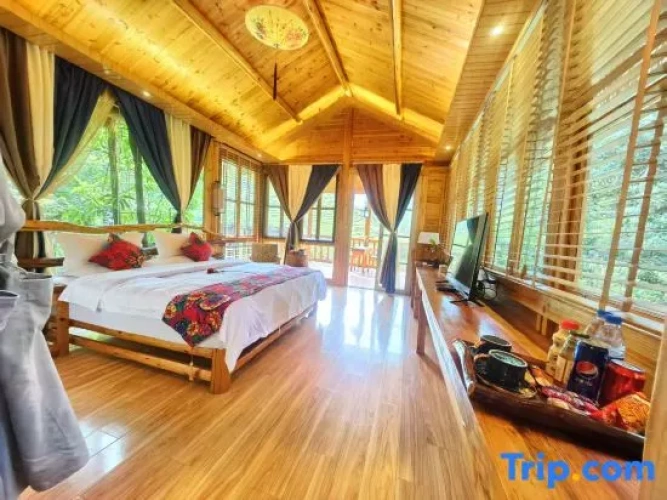 Standard room with balcony