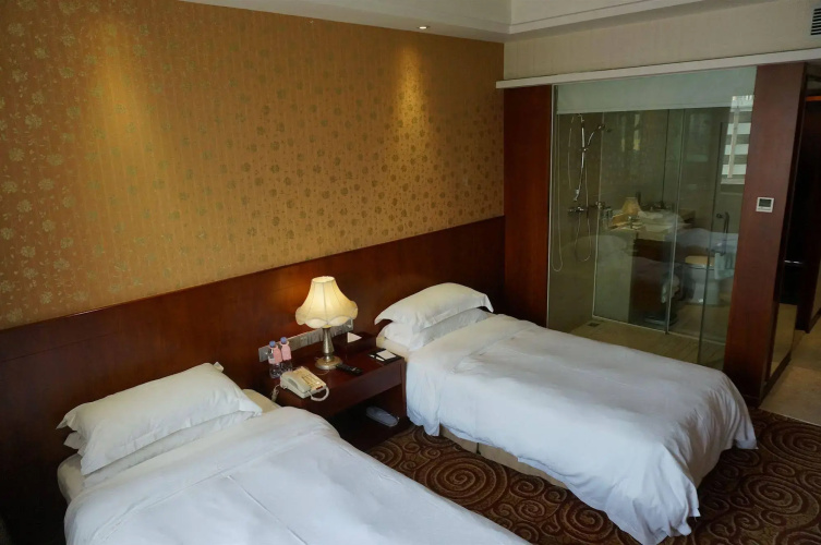 Imperial Traders Elong Hotel