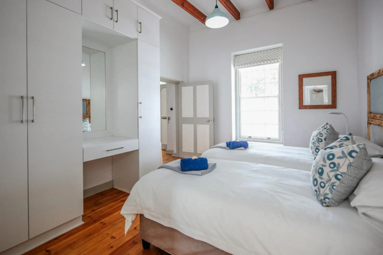 River Bend Cottages