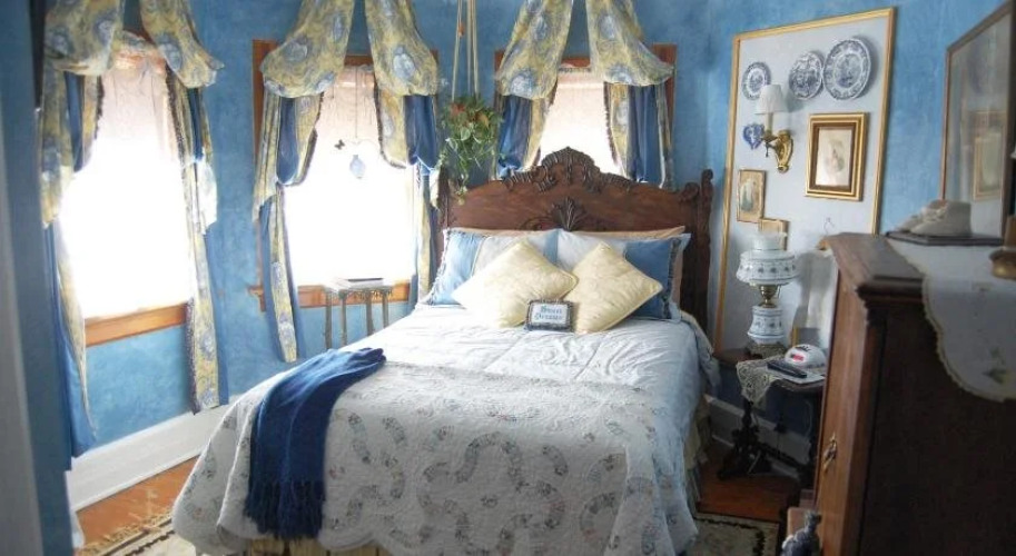 Schuster Mansion Bed & BreakfastOver view