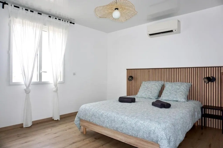 2 Bedrooms Cottage