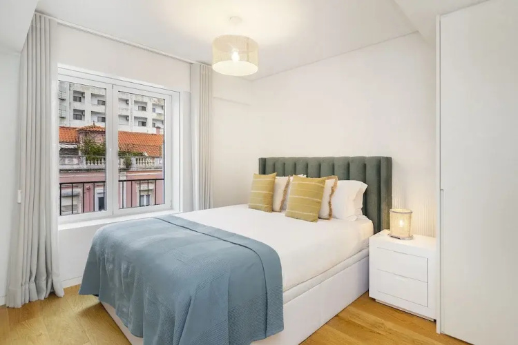 Urban Oasis: Modern Living With Parking & Ac