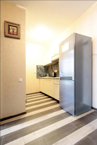 PRO Apartments 1221