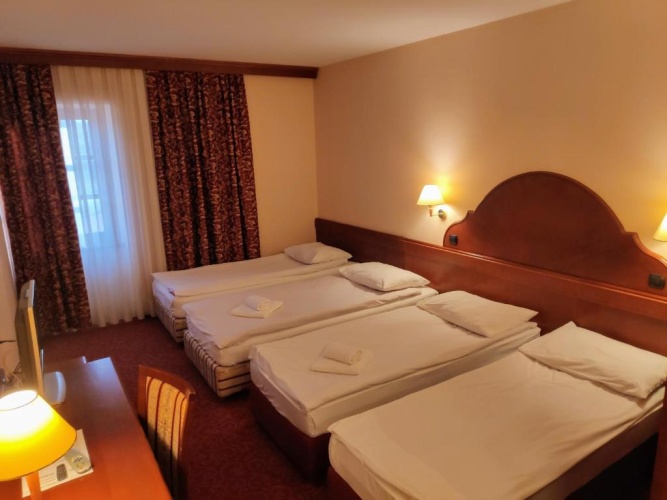 Standard Quadruple room