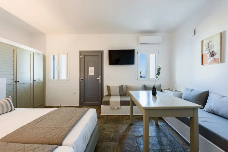 Phaedrus Living Paros Cycladic 2