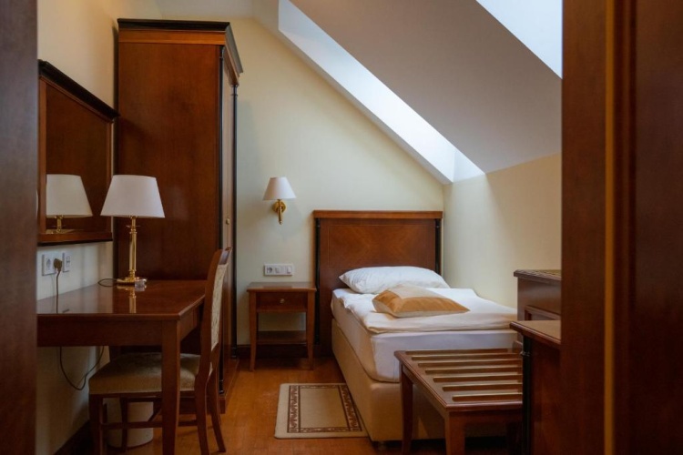 Standard Double room with view