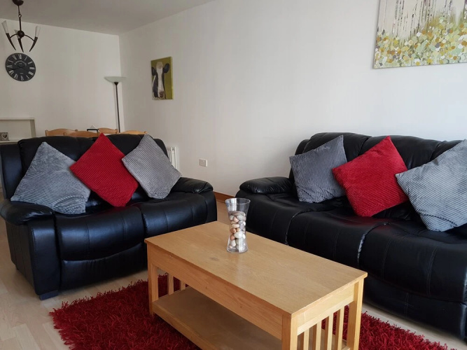 2 Bed 2 Bath City View Apartment