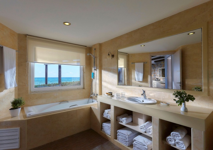 2 rooms Dream Aphrodite Villa beachfront