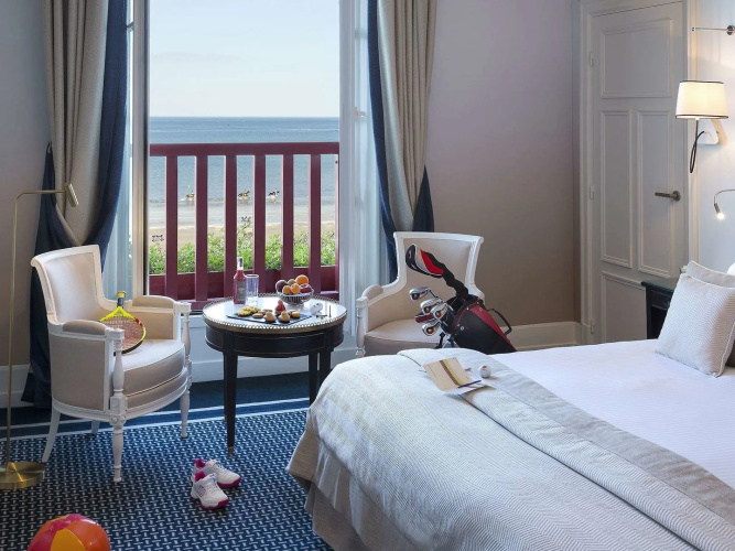 Hôtel Barrière l'Hermitage