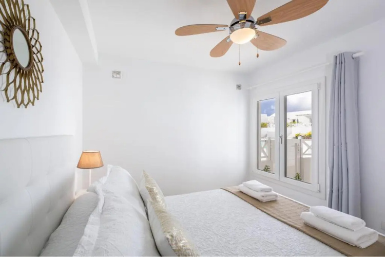 Flower Beach Suite 16