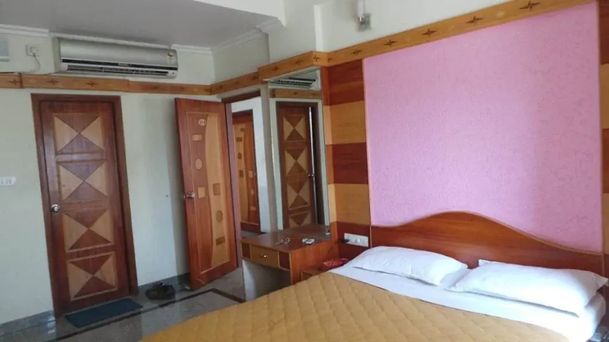 Hotel RV Tower