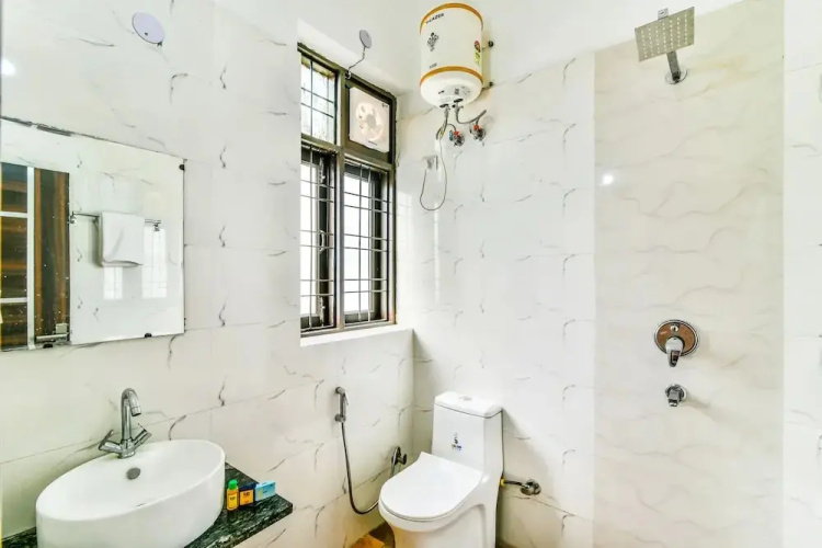 Laxmi Residency by FabHotel