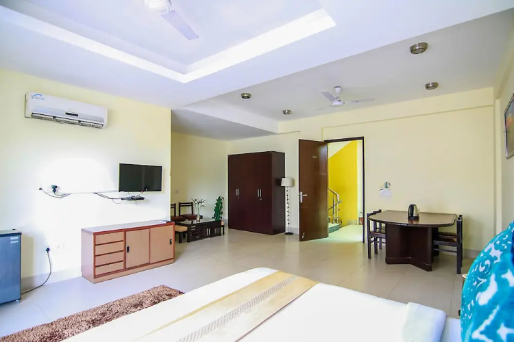 Hotel Mayarch Premium