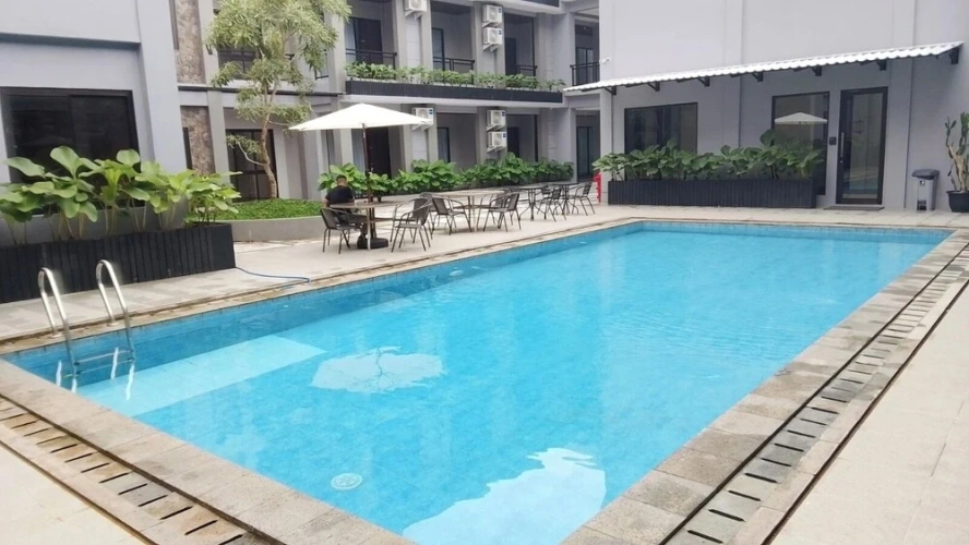 M-LIVIN Dorm Hotel