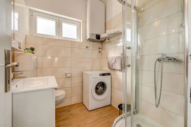 Happy Home - Rental Residence