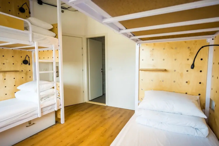 Domus Metro Hotel