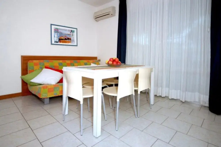 Seaside Escape Flat for up to 6 Guests