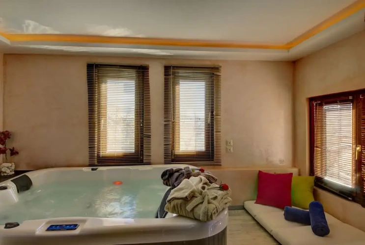 1 Bedroom Luxury Suite
