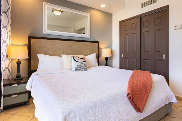 Beachfront Golf Heated Pools Balcony