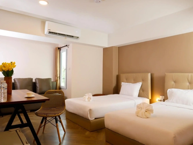 Standard Twin room