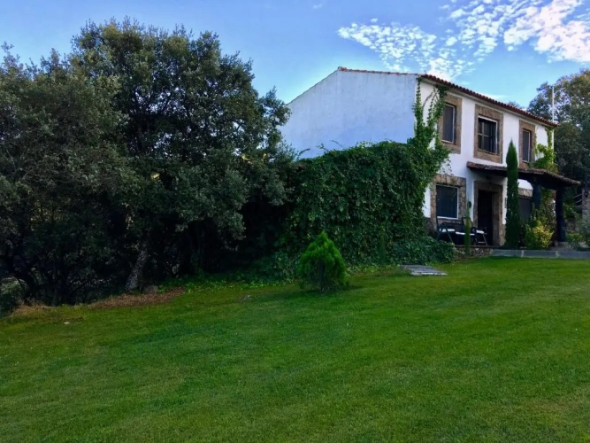 3 Bedrooms Villa