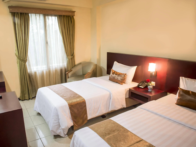 Jusenny Hotel