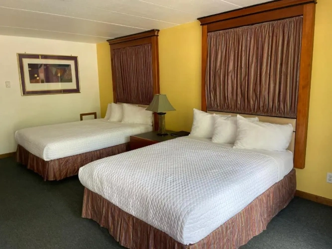 Deluxe Family Suite