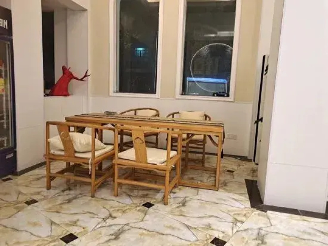 Taizhou Yunshangfenglin Hotel